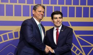 O presidente da Câmara de Comércio França-Brasil, Thierry Besse, e o governador de São Paulo Tarcísio de Freitas | Foto: Reprodução/Instagram/sp.fr