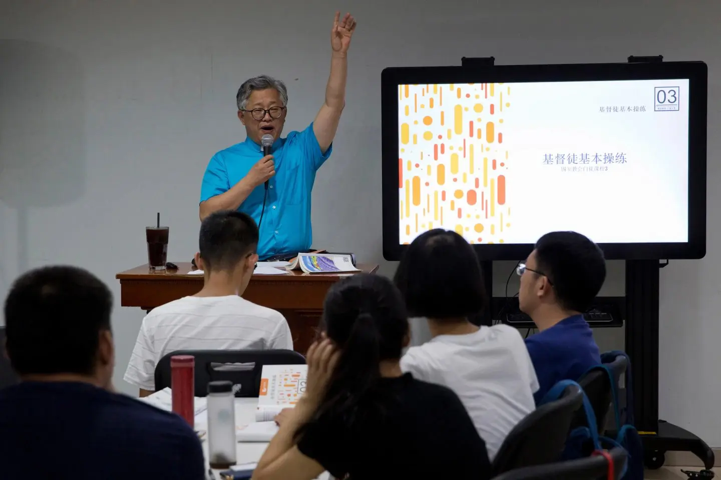 China prende 30 cristãos líderes de igrejas domésticas