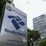 Sede da Receita Federal em Brasília: mais controle e cobrança de impostos | Foto: Marcelo Camargo/Agência Brasil grupo fit