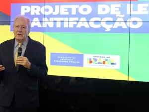O ministro da Justiça e Segurança Pública, Ricardo Lewandowski, durante anúncio do projeto de lei Antifacção. Foto: Valter Campanato/Agência Brasil