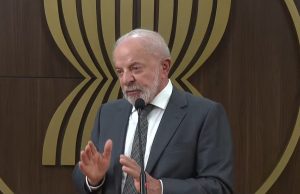 Lula, durante entrevista coletiva na Indonésia nesta sexta-feira, 24 | Foto: Reprodução/YouTube