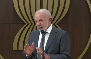 Lula, durante entrevista coletiva na Indonésia nesta sexta-feira, 24 | Foto: Reprodução/YouTube