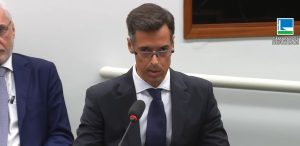Márcio Cruz Meirelles, ex-diretor da Americanas, em depoimento à CPI da Câmara sobre as fraudes na companhia, em 15/08/2023 | Foto: Reprodução/YouTube/Câmara
