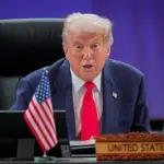 Trump discursa durante a Cúpula Asean-EUA em Kuala Lumpur, Malásia - 26/10/2025 | Foto: Vincent Thian/Reuters