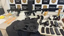 'Arsenal de guerra' apreendido com casal do PCC em São Paulo | Foto: Reprodução/Polícia Civil