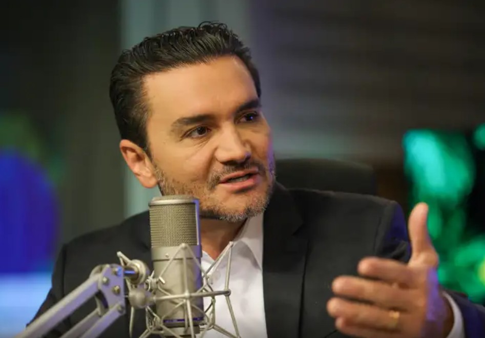 celso sabino ministro do turismo x união brasil
