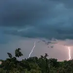 Segundo o Inmet, a chuva deve afetar mais de 3.600 municípios brasileiros | Foto: Reprodução/Freepik