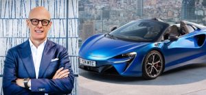 Michael Leiters, novo CEO da Porsche, ao lado de carro da marca alemã