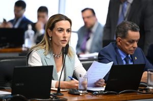 Congresso aprova projeto que criminaliza a misoginia como forma de discriminação na Lei do Racismo
