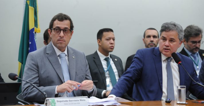 O relator da LDO, deputado federal Gervásio Maia (PSB - PB) e o senador Efraim Filho (UNIÃO-PB) I Foto: Renato Araújo/Câmara dos Deputados