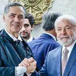 luís roberto barroso e lula - ministro stf