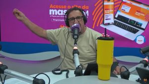 Justiça manda Ratinho provar ligação de Chico Buarque à Lei Rouanet
