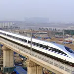 Um trem de alta velocidade em Pequim, na China | Foto: Reprodução/Xinhua