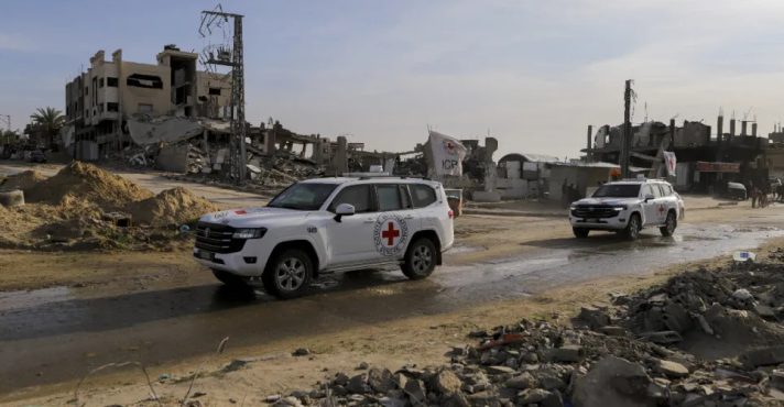 Veículos da Cruz Vermelha em Gaza | Foto: Divulgação/Cruz Vermelha