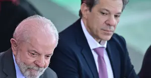 Lula e Ministro Fernando Haddad | Foto: Ton Molina/Fotoarena/Estadão Conteúdo
