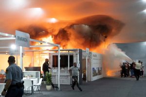 Incêndio na COP30 em Belém (PA) | Foto: REUTERS/Douglas Pingituro