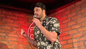 Danilo Gentili se apresenta no My Fucking Comedy Club | Foto: Instagram/Reprodução