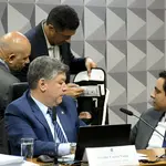 Momento da apreensão do celular do empresário Igor Dias Delecrode
