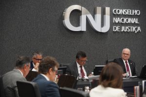 marco buzzi; Sessão no CNJ