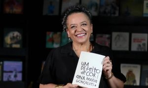 A escritora Ana Maria Gonçalves, autora de Autora de Um Defeito de Cor | Foto: Tânia Rêgo/Agência Brasil