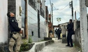 O Comando Vermelho invadiu várias comunidades de Salvador, na Bahia | Foto: Divulgação/PCBA