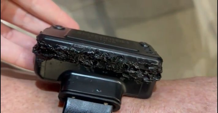 Bolsonaro disse aos agentes que queimou o dispositivo com ferro de solda | Foto: Divulgação/PF