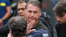 Jair Bolsonaro em uma das suas recentes visitas a hospital para atendimento de emergência | Foto: Fabio Rodrigues-Pozzebom/ Agência Brasil