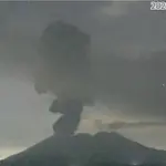 Vulcão em erupção no Japão | Foto: Reprodução/Redes sociais