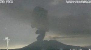 Vulcão em erupção no Japão | Foto: Reprodução/Redes sociais