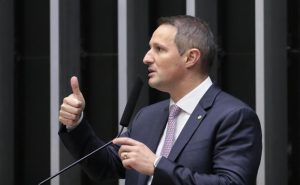 Guilherme Derrite, relator do PL Antifacção na Câmara | Foto: Bruno Spada/Câmara dos Deputados
