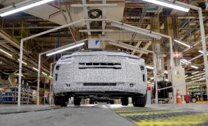 GM apresenta novo modelo envelopado em sua linha de produção na fábrica de Gravataí | Foto: Divulgação/GM