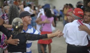 Segundo o IBGE, expectativa de vida das mulheres é maior: 79,9 anos | Foto: Marcello Casal jr/Agência Brasil