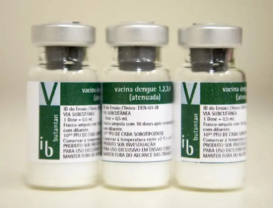 O Butantan já produziu mais de 1 milhão de doses da vacina contra a dengue