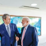 O governador de São Paulo, Tarcísio de Freitas, e o presidente Lula da Silva | Foto: Ricardo Stuckert/PR