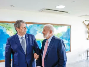 O governador de São Paulo, Tarcísio de Freitas, e o presidente Lula da Silva | Foto: Ricardo Stuckert/PR