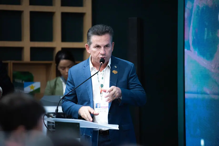 Mauro Mendes, governador de Mato Grosso, durante reunião do Consórcio da Amazônia Legal na COP30 | Foto: Divulgação/Secom