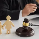 Atualmente, os descontos seguem sendo realizados integralmente na folha de pagamento e o homem não recebe salário desde a implantação da ordem | Foto: Reprodução/Freepik