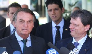 O ex-presidente Jair Bolsonaro e o atual governador de São Paulo, Tarcísio de Freitas | Antonio Cruz/Agência Brasil