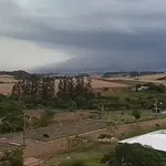 Tempo fechou antes da chegada de um tornado no Paraná | Foto: Reprodução