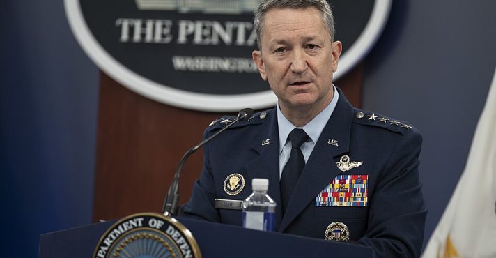 general Dan Caine venezuela