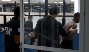 comando vermelho rio de janeiro polícia civil escola drogas