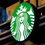 Mesmo depois de fazer uma campanha woke, o Starbucks é criticado pela esquerda | Foto: Divulgação/Starbucks