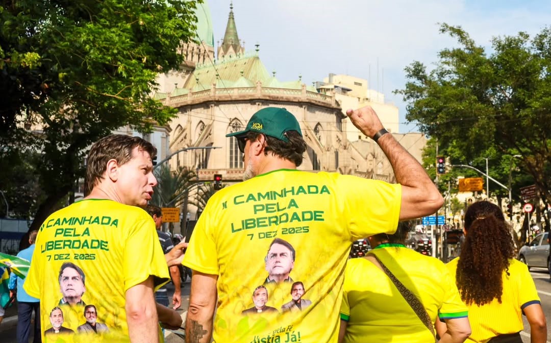 Manifestantes protestam pela anistia em São Paulo | Foto: Sonaira Fernandes/Reprodução