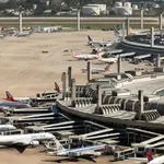 Segundo governo, acordo garante normalidade nos aeroportos brasileiros | Foto: Daniel Basil/Gov Brasil/Wikipedia