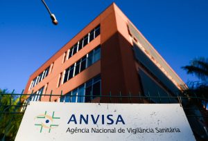 A decisão da Anvisa foi oficializada no Diário Oficial da União na última sexta-feira, 19 | Foto: Reprodução/Flickr
