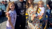 Trágico acidente aéreo na Carolina do Norte matou Greg Biffle, sua mulher Cristina, a filha Emma e o filho Ryder | Foto: Reprodução/X