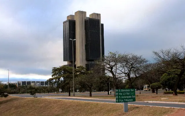Banco Central do Brasil juros inflação Selic boletim focus