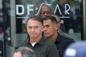 Cirurgia do ex-presidente Jair Bolsonaro (PL) durou mais de três horas | Foto: Fabio Rodrigues-Pozzebom/Agência Brasil