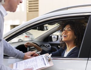 Depois da decisão do TRF da 1ª Região, as normas atualizadas para a CNH permanecem válidas em todo o país | Foto: Reprodução/Freepik