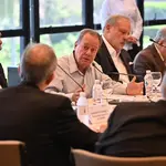 O presidente da CNI, Ricardo Alban (centro): medida ignora desafios estruturais da economia | Foto: Divulgação/CNI